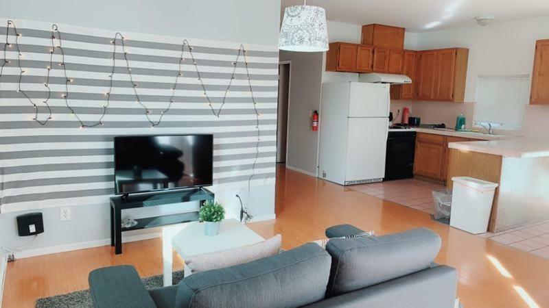 Pasadena Single House 3B1B 三房一厅一厨一浴 Daire Dış mekan fotoğraf